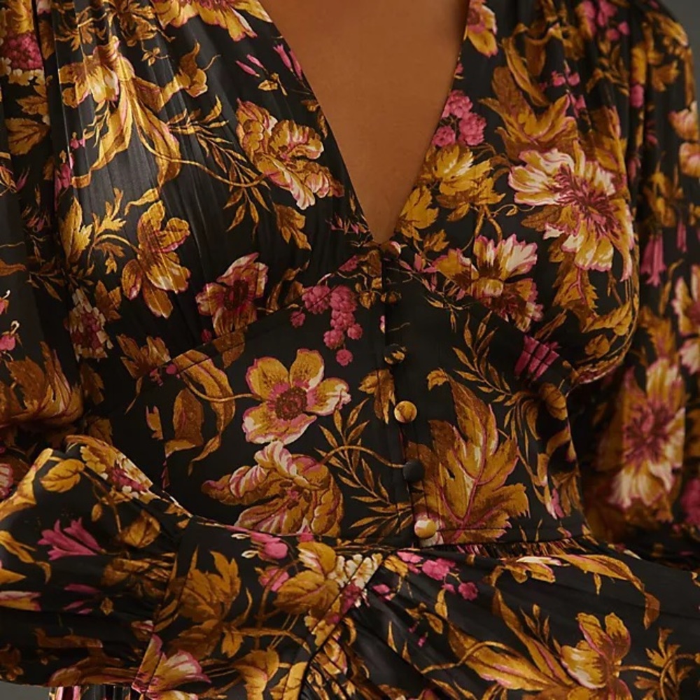 NWOT Anthropologie Deep V Tunic XS Petite